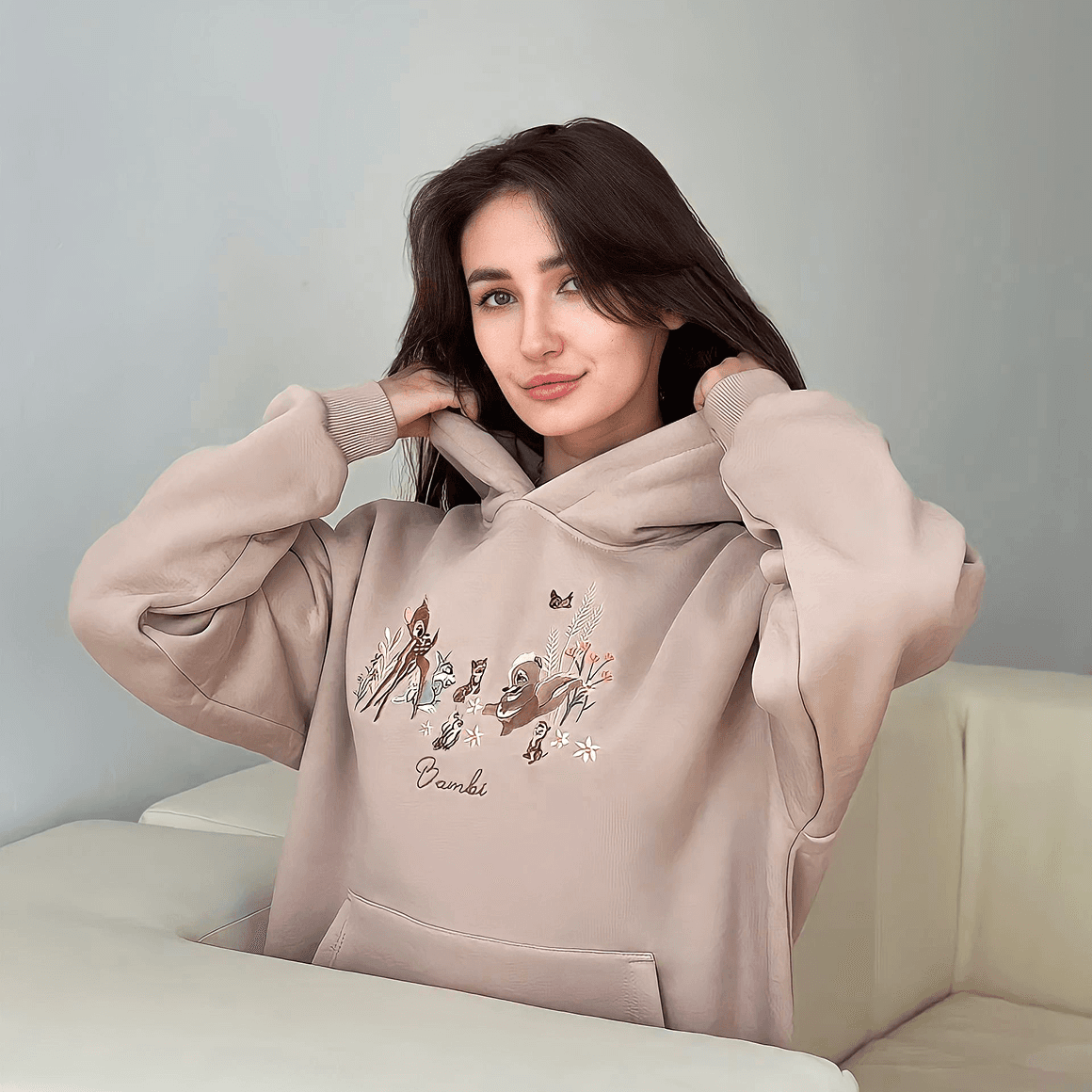 худи с вышивкой индивидуального дизайна